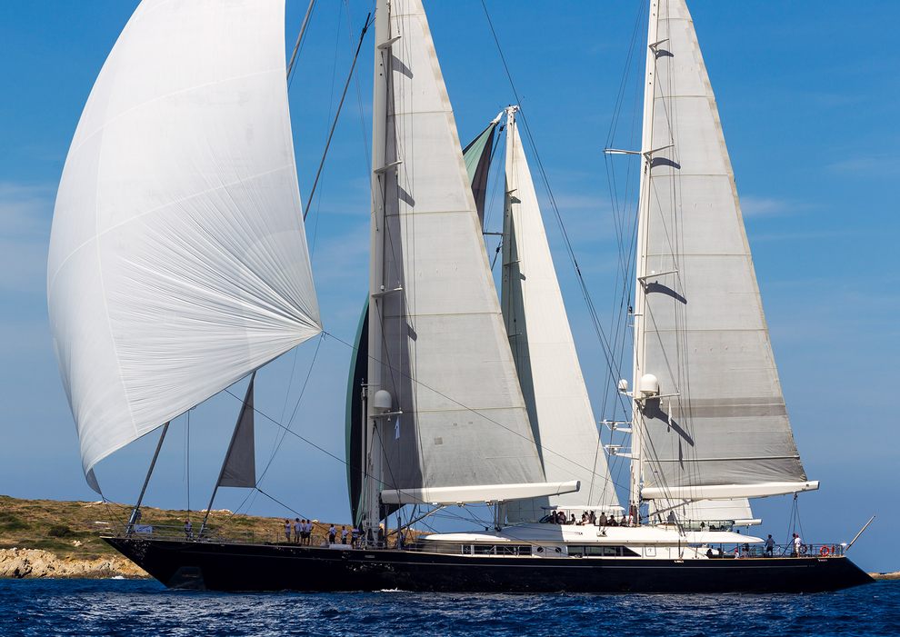 上海 ZEN ZENJI Yacht - 184ft Perini Navi 2004 | YachtBuyer