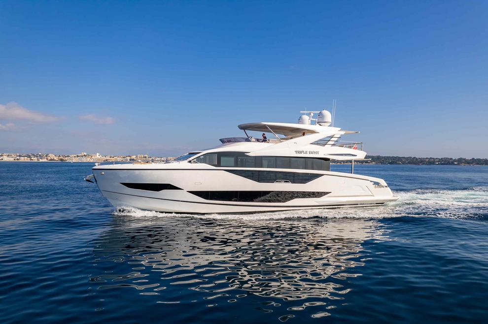 TRIPLE EIGHT Yacht - 89ft Sunseeker 2021 | YachtBuyer