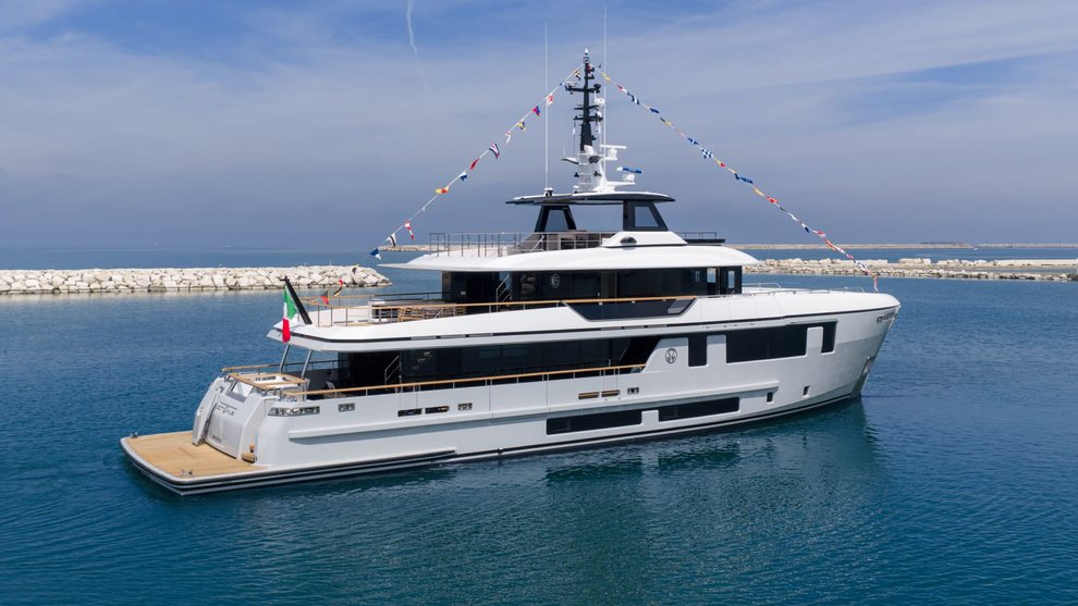 OCTOPUS Yacht - 35m (115ft) Cantiere delle Marche 2026 | YachtBuyer
