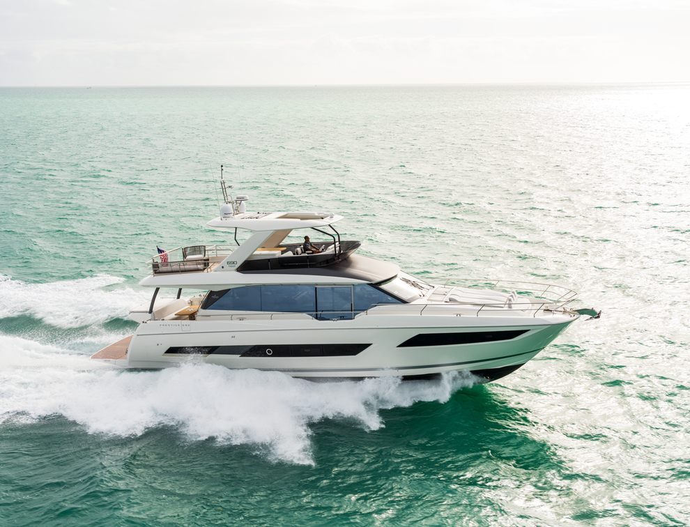 洋楽 prestige Prestige 690 Boat