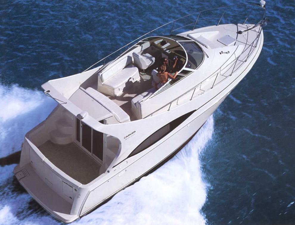 Carver 350 Mariner Yacht (1997 - 2004)