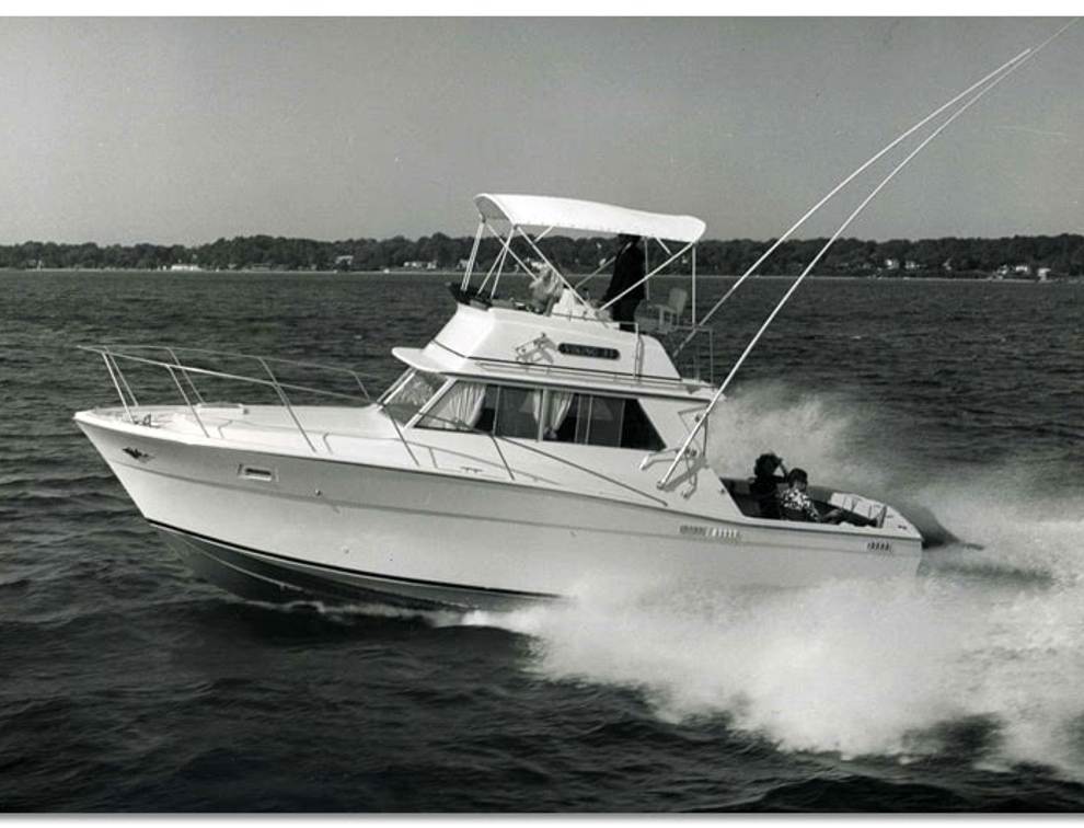 Viking 33 Convertible Boat
