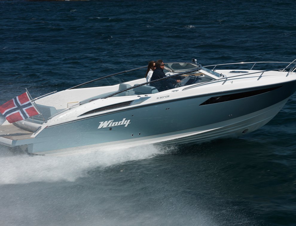 Windy W32 Grand Zonda Boat